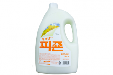 Nước xả vải Pigeon Mimosa vàng can 2500ml